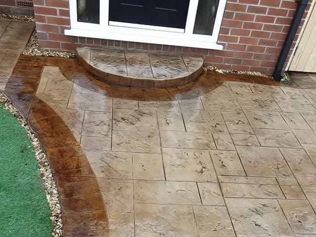 imprinted-concrete-driveways (10)-kireth-ai